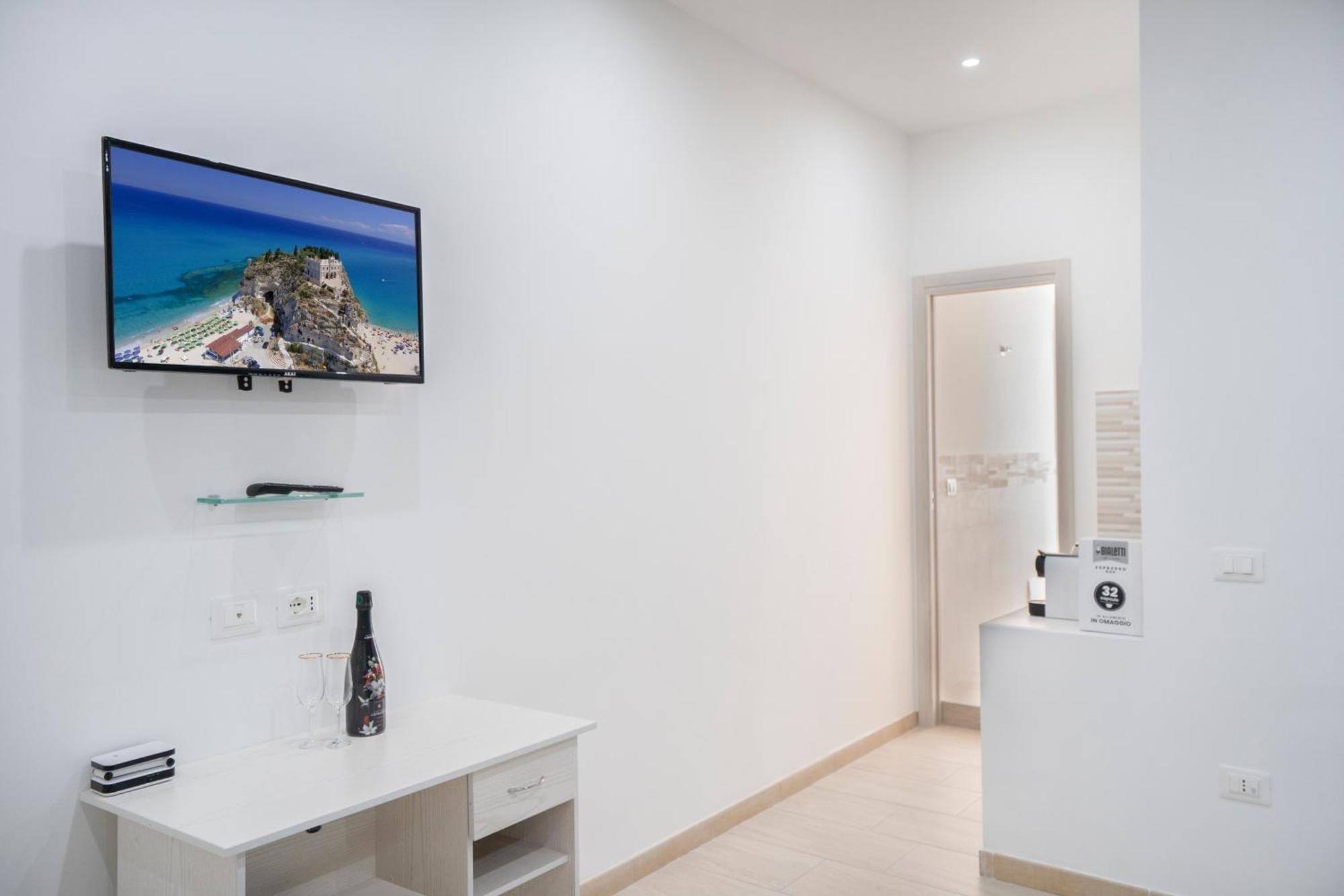 Saverio'S Apartment 트로페아 외부 사진